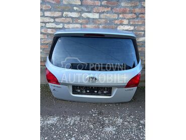 Gepek vrata sa staklom za Kia Venga od 2009. do 2019. god.