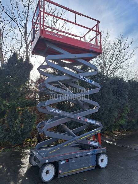 SkyJack SJ 4632