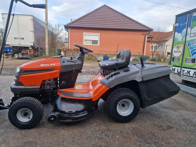 Husqvarna Tc38 traktor kosacica