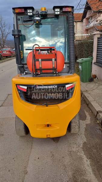 Jungheinrich TFG435s