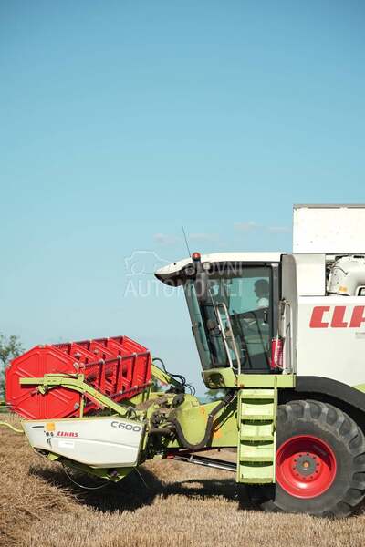 Claas Lexion 530