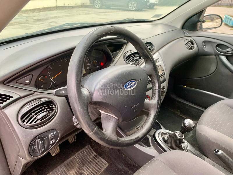 Ford Focus 1.6 16V