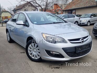 Opel Astra J 1.4 style