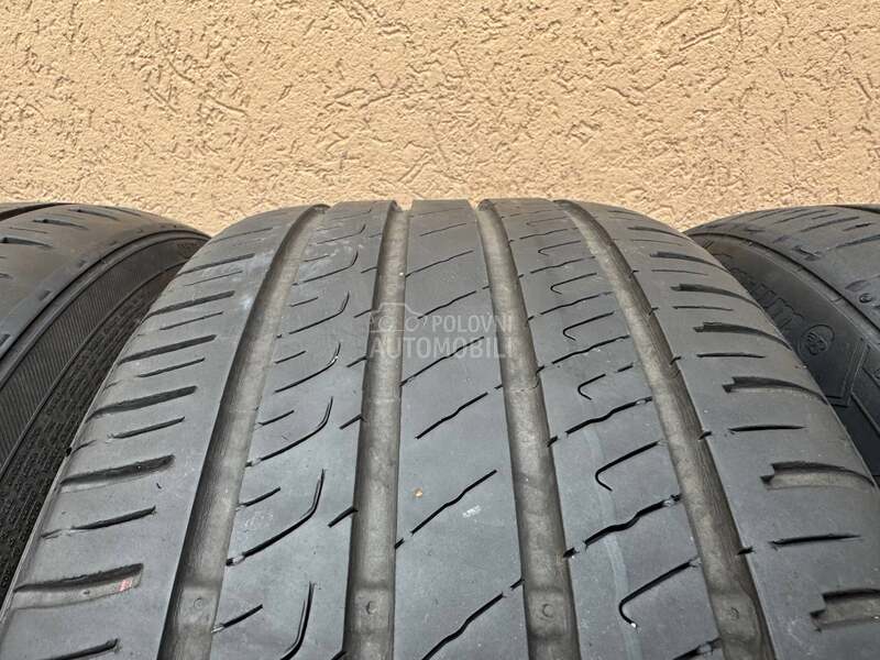 Barum 235/35 R19 Letnja