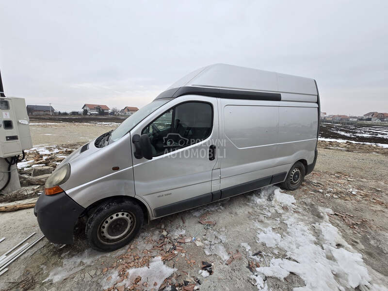 Renault Trafic 