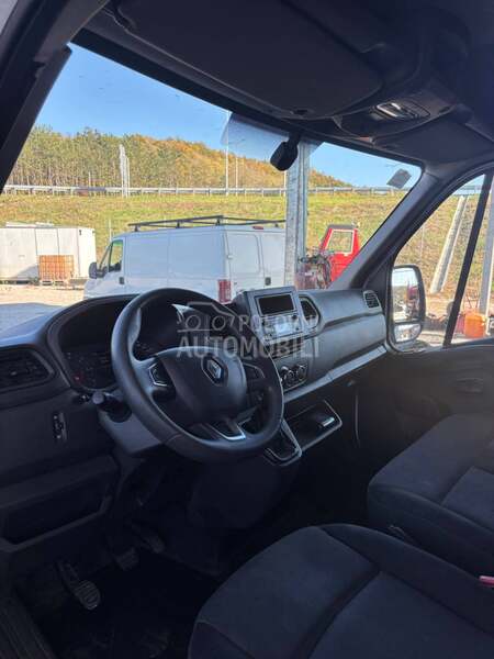 Renault Master 2.3