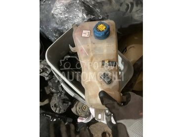 Boca za antifriz sa senz. za Lancia Thesis od 2002. do 2008. god.