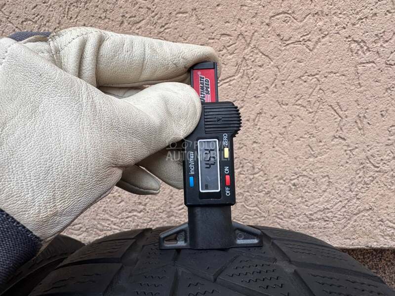 Continental 205/60 R16 Zimska