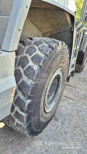 Liebherr L550 XPower