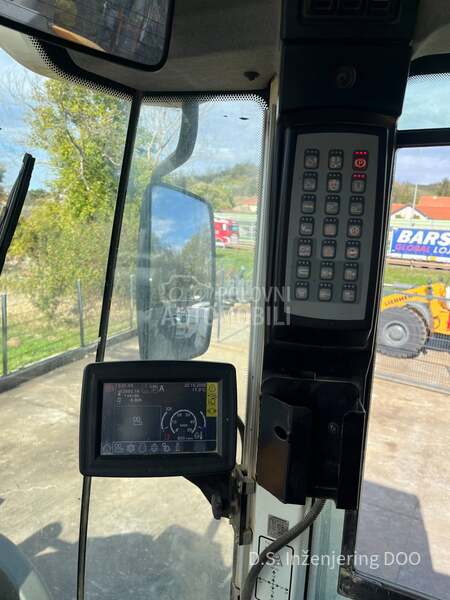 Liebherr L550 XPower