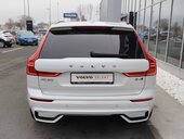 Volvo XC60 B4 AWD PLUS DARK