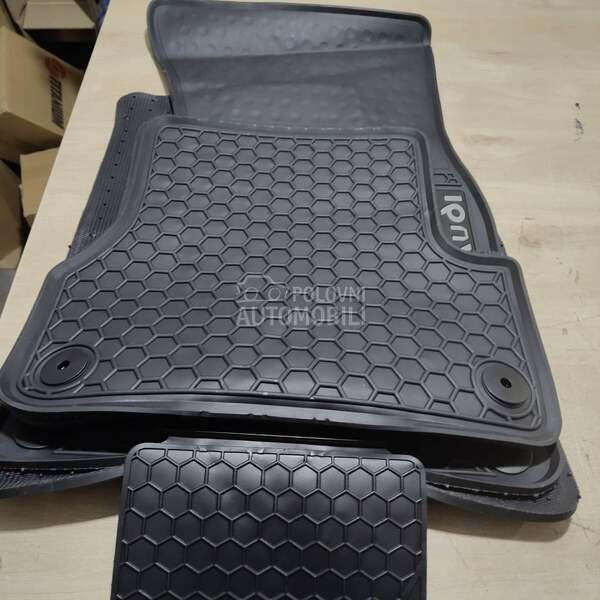 Tipske gumene patosnice