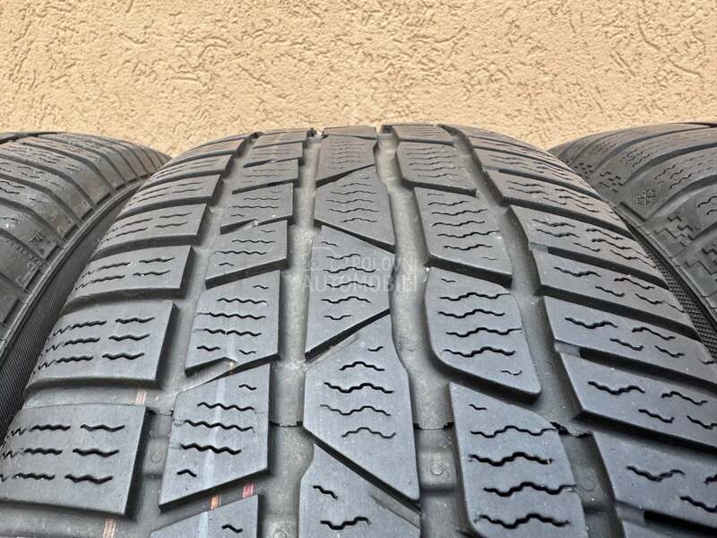 Continental 215/60 R16 Zimska