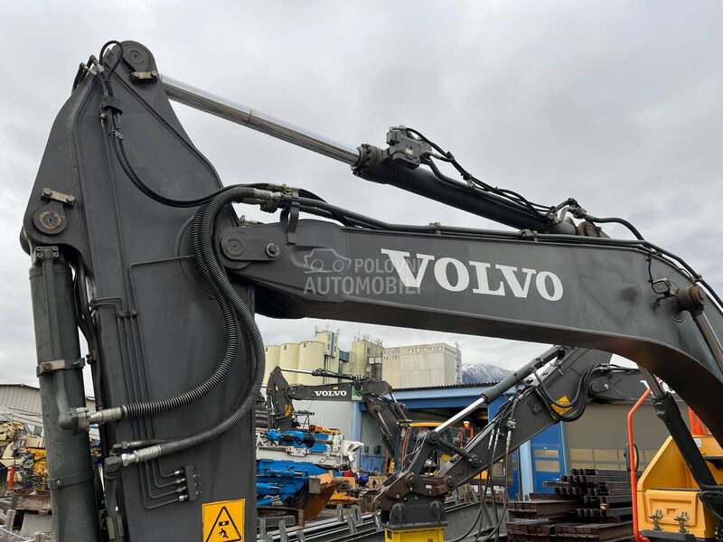Volvo EC220ENL