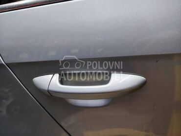 Zadnja desna kvaka spoljna za Volkswagen Passat B7