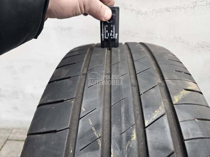 Goodyear 215/55 R18 Letnja