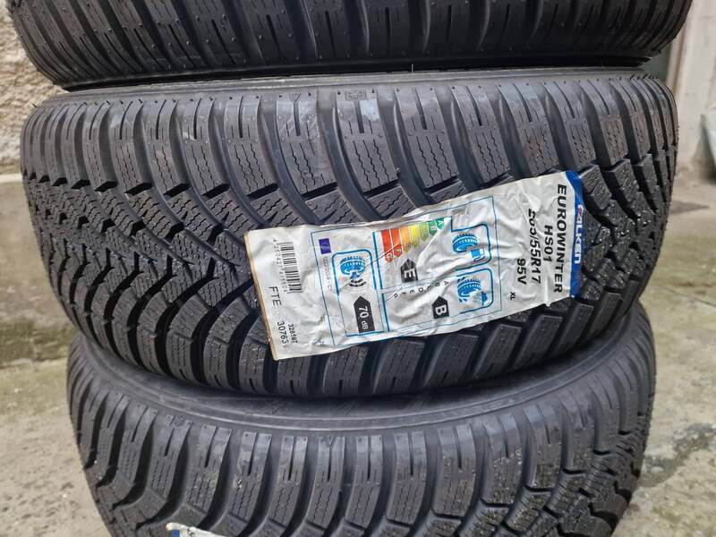 Falken 205/55 R17 Zimska