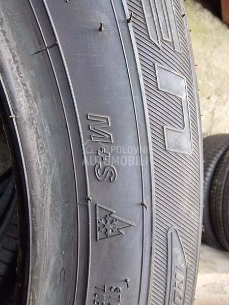 Falken 205/55 R17 Zimska