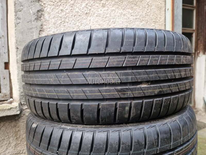 Bridgestone 215/40 R18 Letnja