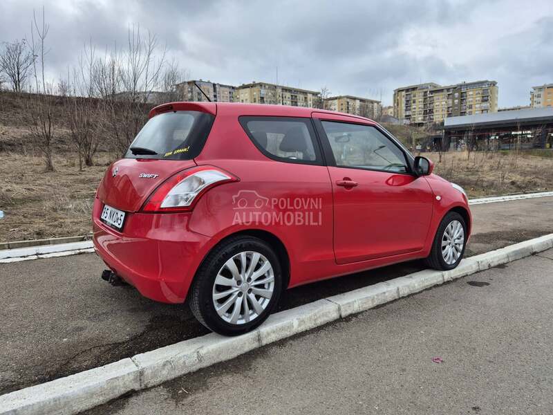 Suzuki Swift 1.2b