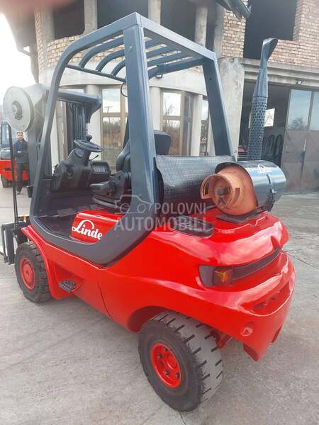 Linde 2.5 tone  TRIPLEX KRAN