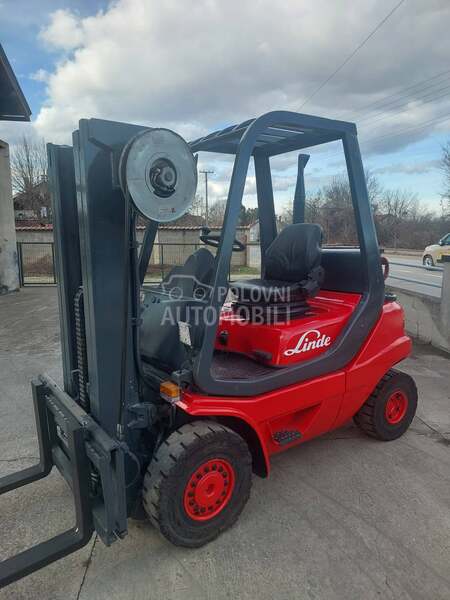 Linde 2.5 tone  TRIPLEX KRAN