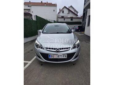 Opel Astra J 2.0 CDTI SportTourer