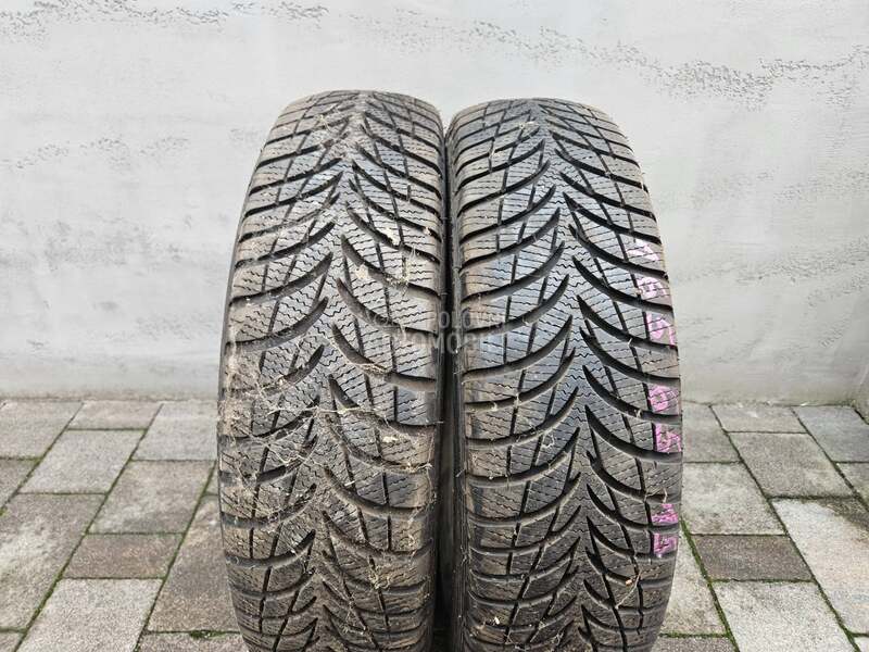 Goodyear 165/65 R15 Zimska