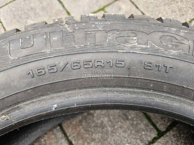 Goodyear 165/65 R15 Zimska
