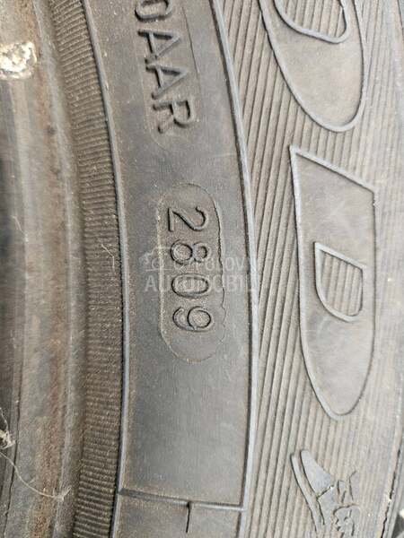 Goodyear 165/65 R15 Zimska
