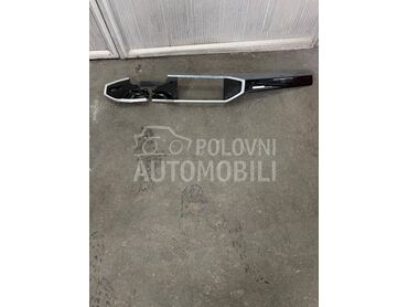 Lajsna na instrument tabli za Audi Q3 od 2019. do 2025. god.