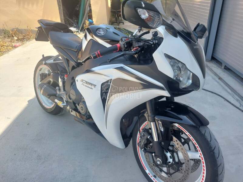 Honda cbr 1000rr