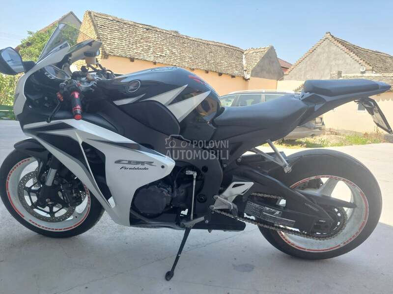 Honda cbr 1000rr