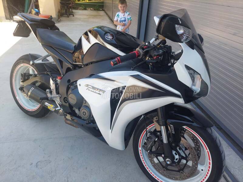 Honda cbr 1000rr