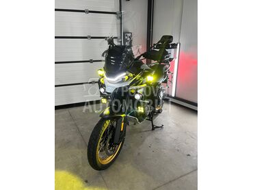 CFMOTO MT 800 EXPLORE