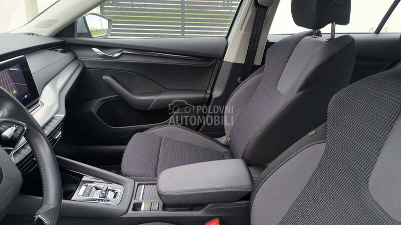 Škoda Octavia Virtual/DSG