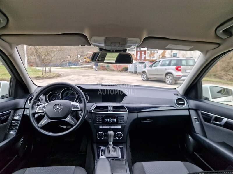 Mercedes Benz C 200 