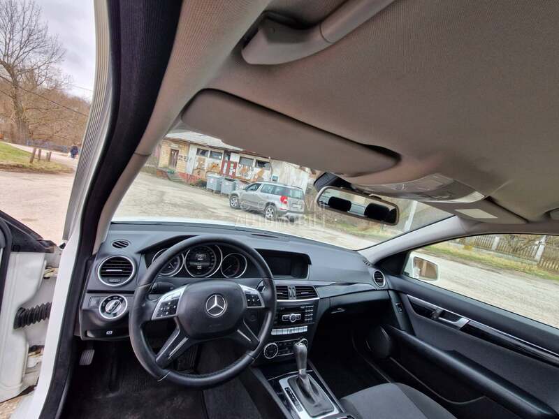 Mercedes Benz C 200 