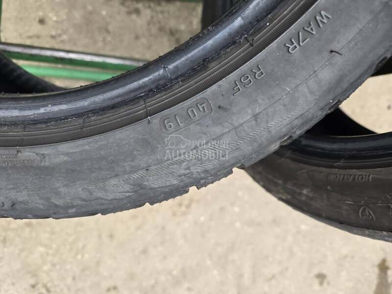 Firestone 225/45 R17 Zimska