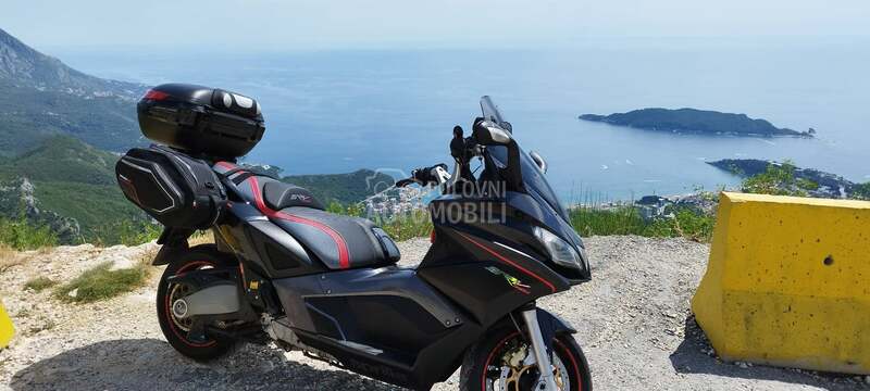 Aprilia SRV 850