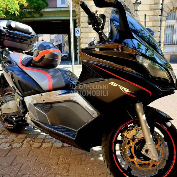 Aprilia SRV 850