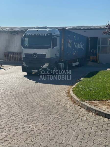 Mercedes Benz Actros 1843