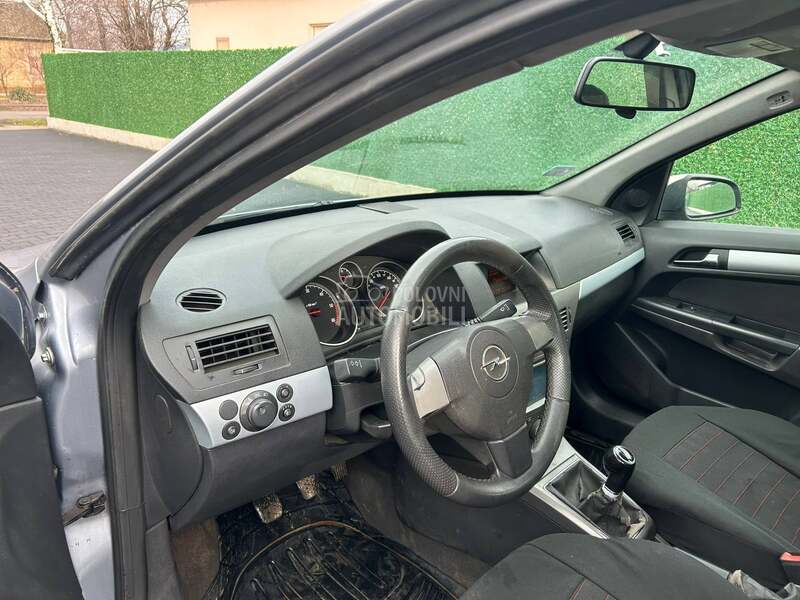 Opel Astra H CDTI