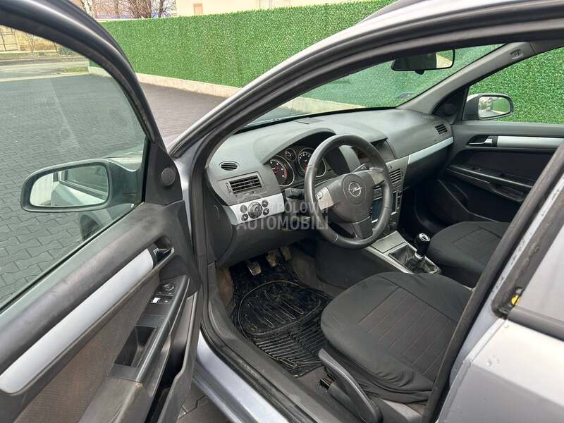 Opel Astra H CDTI