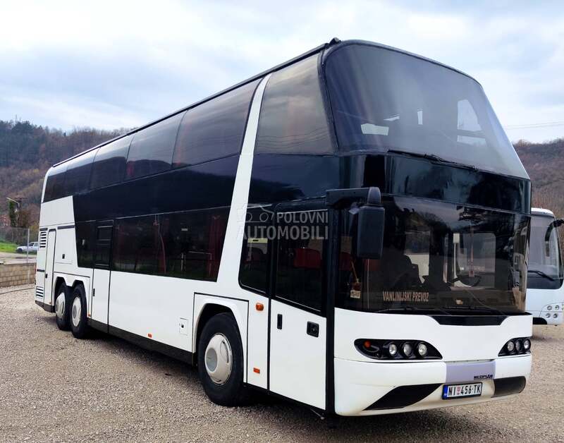 Neoplan N122/3