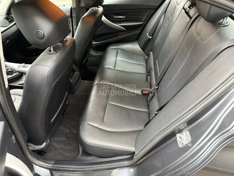 BMW 318 Efficient dynamics