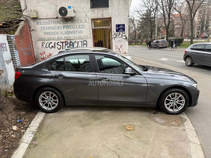 BMW 318 Efficient dynamics