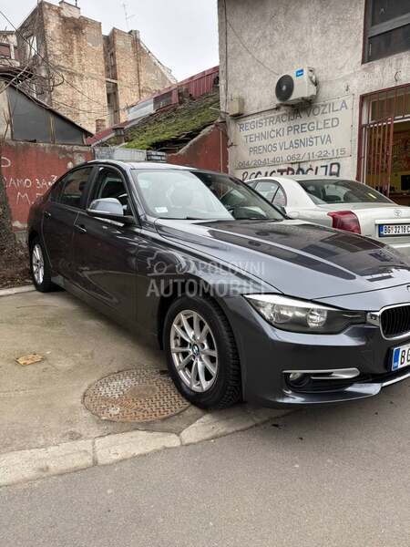 BMW 318 Efficient dynamics