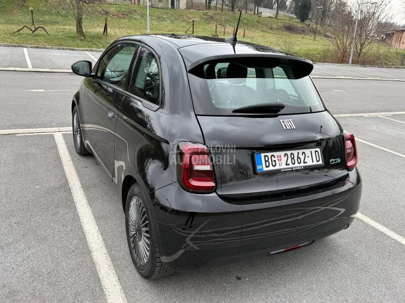Fiat 500e Icon plus