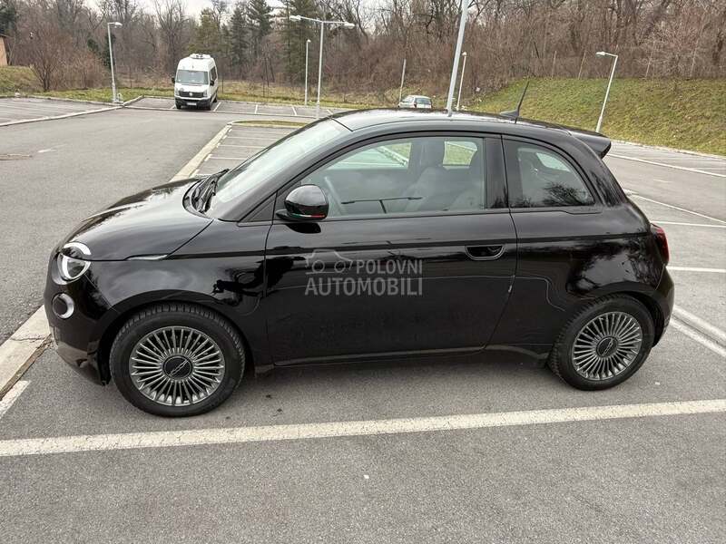 Fiat 500e Icon plus